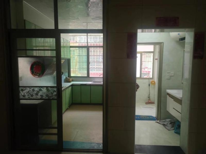 耒阳市蔡子池街道办事处聂洲居委会25组8幢702室首次拍卖法拍房图片1