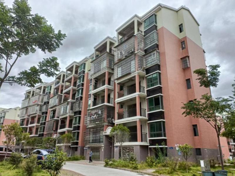 宜章县玉溪镇马耳冲小区（一期）4栋601号住宅法拍房图片3