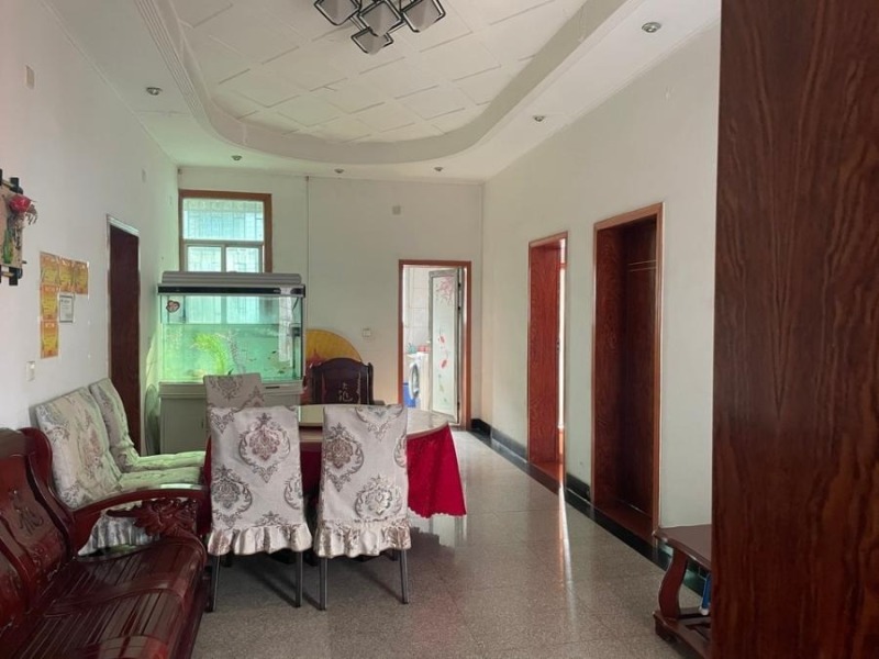 新区晋兴东路晋兴社区401、103法拍房图片5