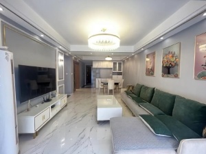 融冠亲城 4室2厅 140㎡ 整租衡阳蒸湘区区政府北租房图片