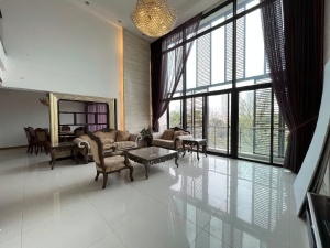 华发新城五期 4室2厅 288㎡ 整租珠海香洲区南湾租房图片