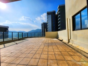 华发峰景湾 5室2厅 216.18㎡ 毛坯珠海香洲区湾仔二手房图片