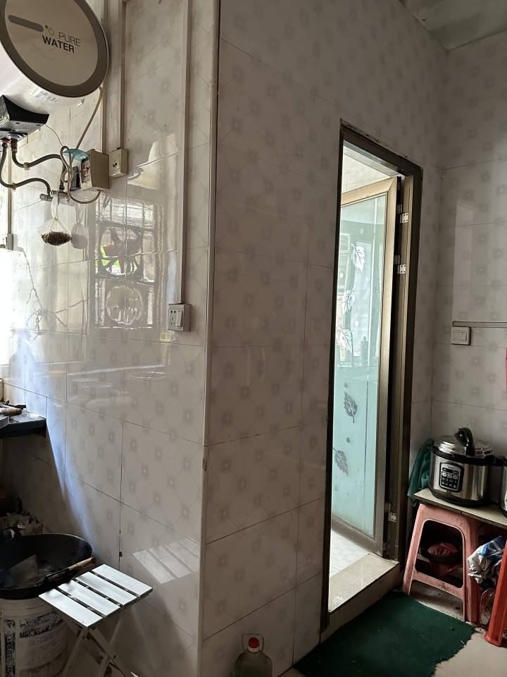 湖南省耒阳市灶市办事处城北路105、106室法拍房图片4