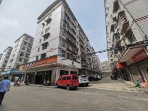 湖南省衡南县云集镇临蒸路35-5-C号地(王华君等)402室_衡阳法拍房图片