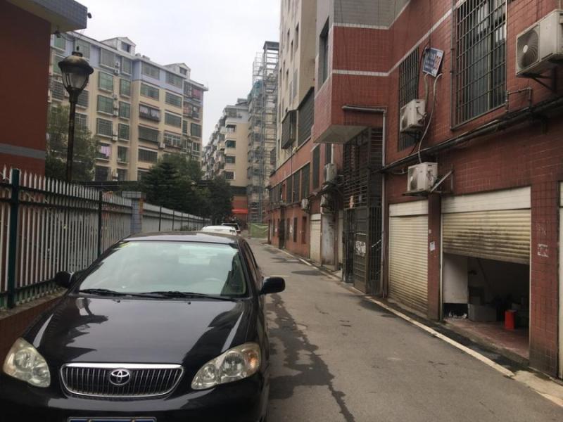 衡东县城关镇滨江公园以北（恒盛花园A9#）101室法拍房图片3