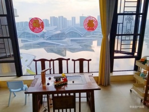 华发中央公园 4室2厅 129㎡ 精装珠海金湾区航空新城二手房图片