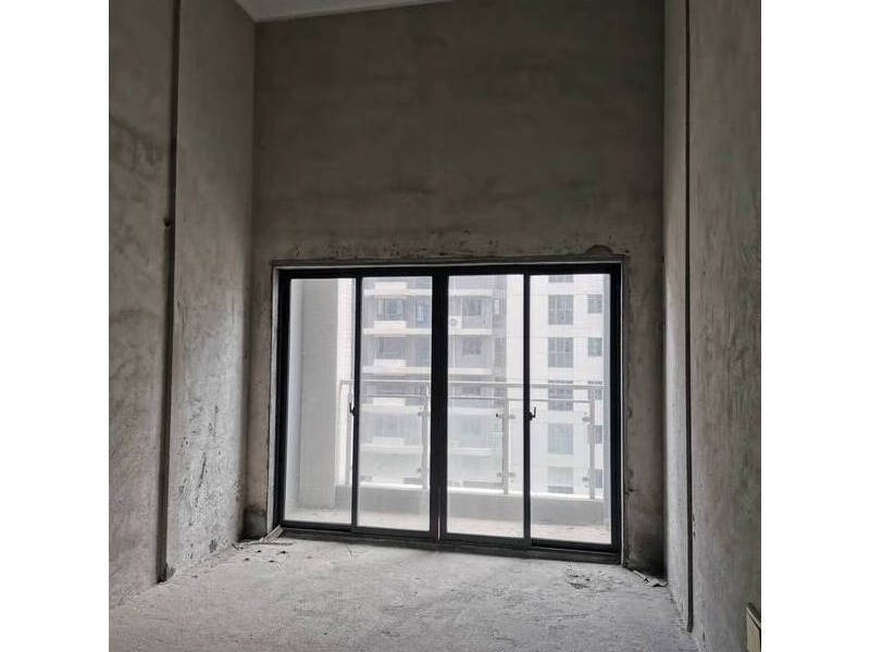 中山市西区翠虹路11号御水湾花园3幢1304房的房地产法拍房图片3