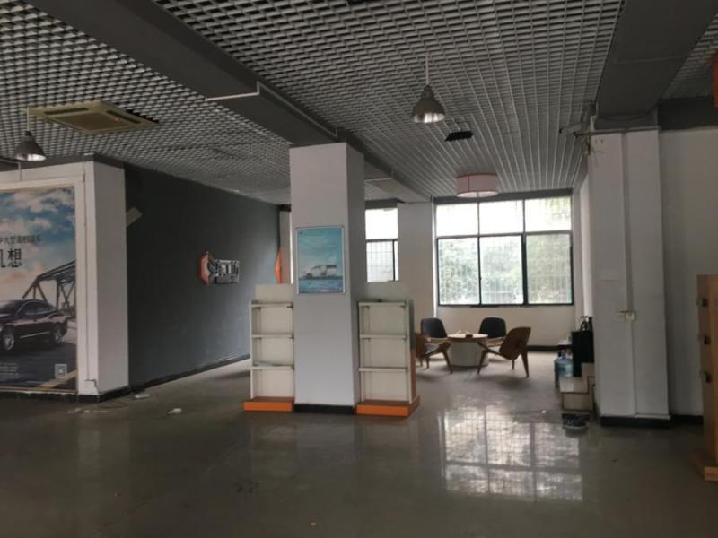 衡东县城关镇滨江公园以北（恒盛花园A9#）204室法拍房图片2