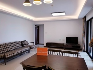 万科金域蓝湾 4室2厅 120㎡ 整租中山石岐街道张溪租房图片