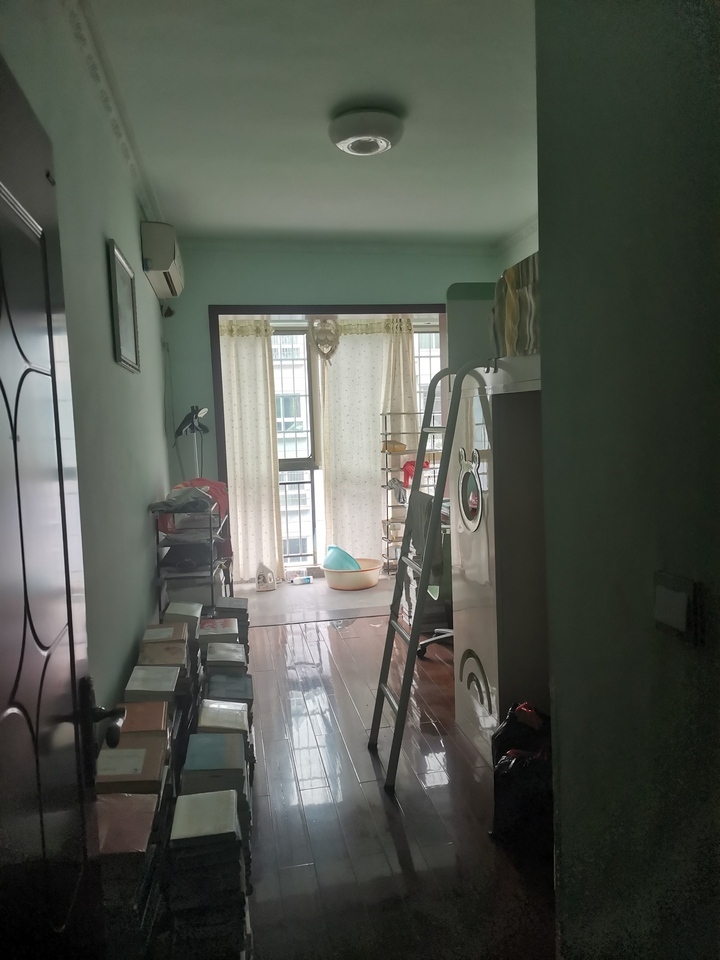 湖南省衡阳市蒸湘区立新路38号铧润雁峰苑501室法拍房图片1