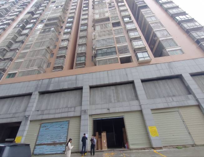 湖南省耒阳市群英南路鹏城花苑2号楼103室法拍房图片3