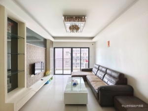 尚高新地雅庭 4室2厅 130㎡ 简装中山火炬开发区张家边二手房图片