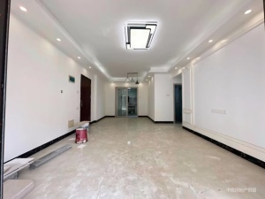 君华新城六区 4室2厅 124.78㎡ 简装_中山火炬开发区华佗山公园二手房图片