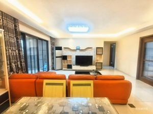 万科城市花园 4室2厅 132.85㎡ 简装珠海金湾区三灶镇二手房图片