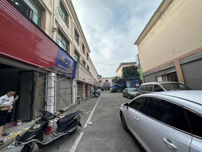 衡阳市蒸湘区青峰街07号日鑫建材大市场D-8栋108室法拍房图片1