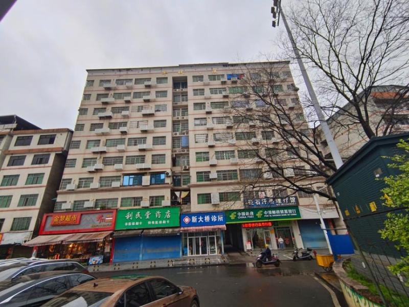 衡阳市珠晖区粤汉路丰收菜园22号丰收大厦904室法拍房图片2