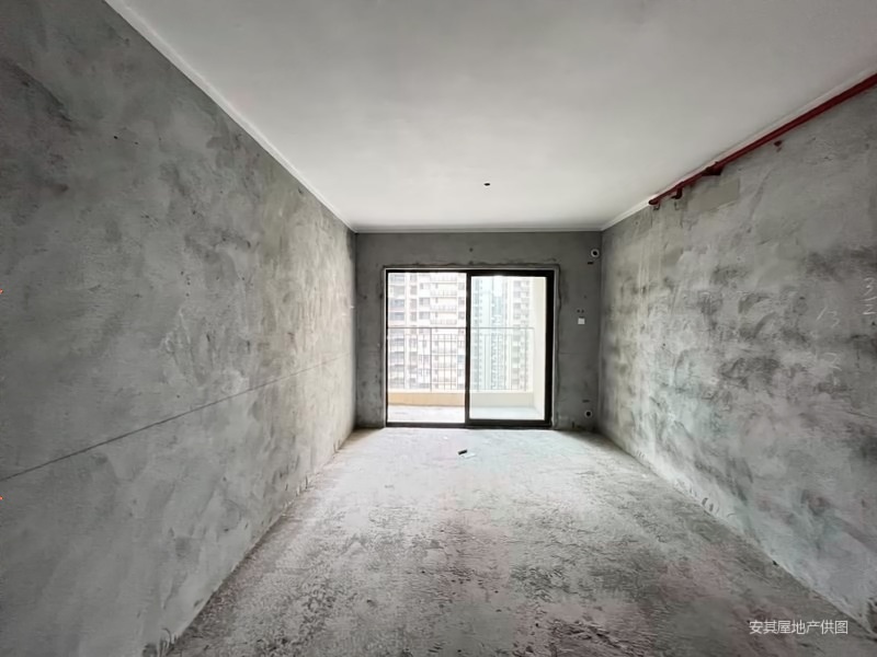 华发四季 3室2厅 103㎡ 毛坯_华发四季二手房卧室图片1